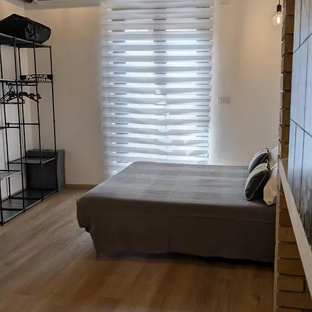 Maison Monique Apartment