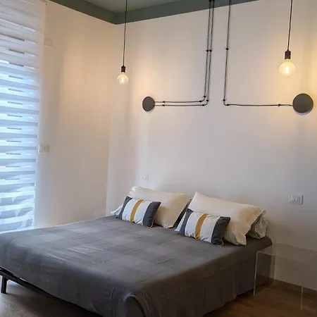 Maison Monique *