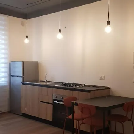 Maison Monique
